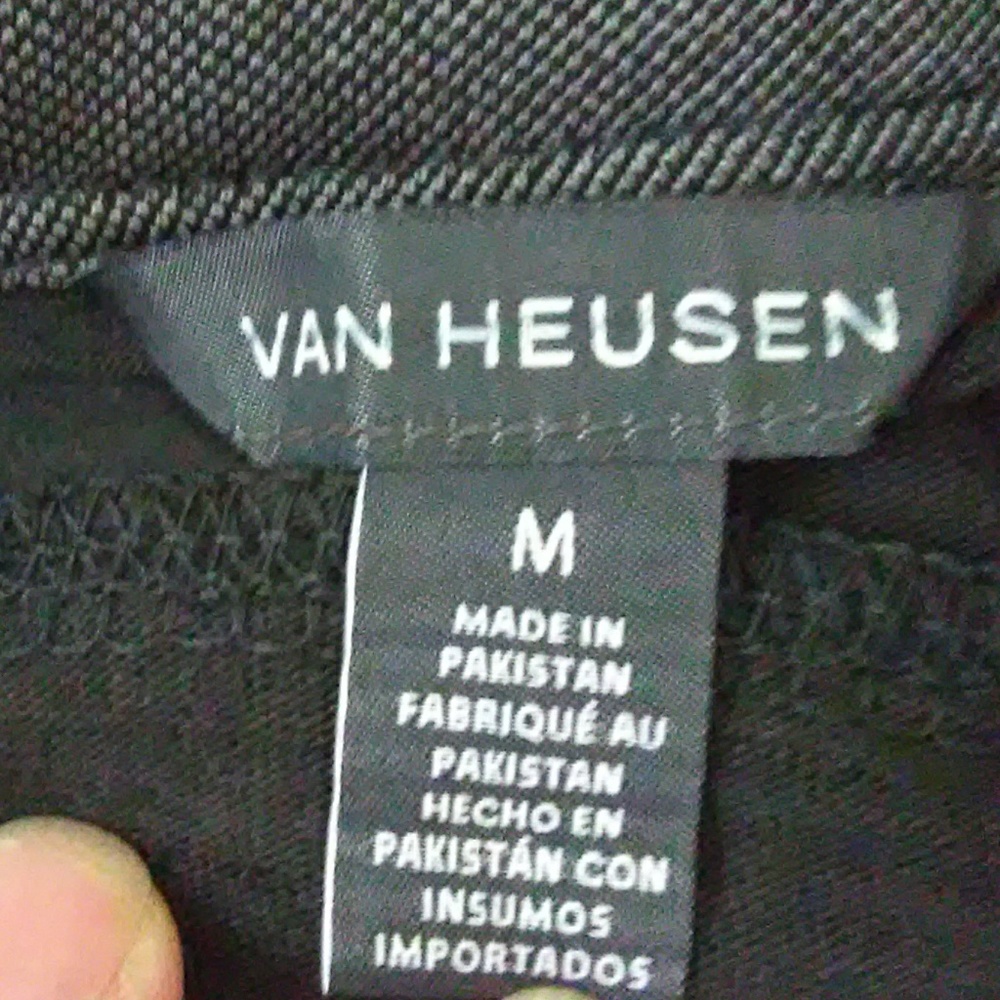 NWT Mens Van Heusen Polo. M - Picture 5 of 6
